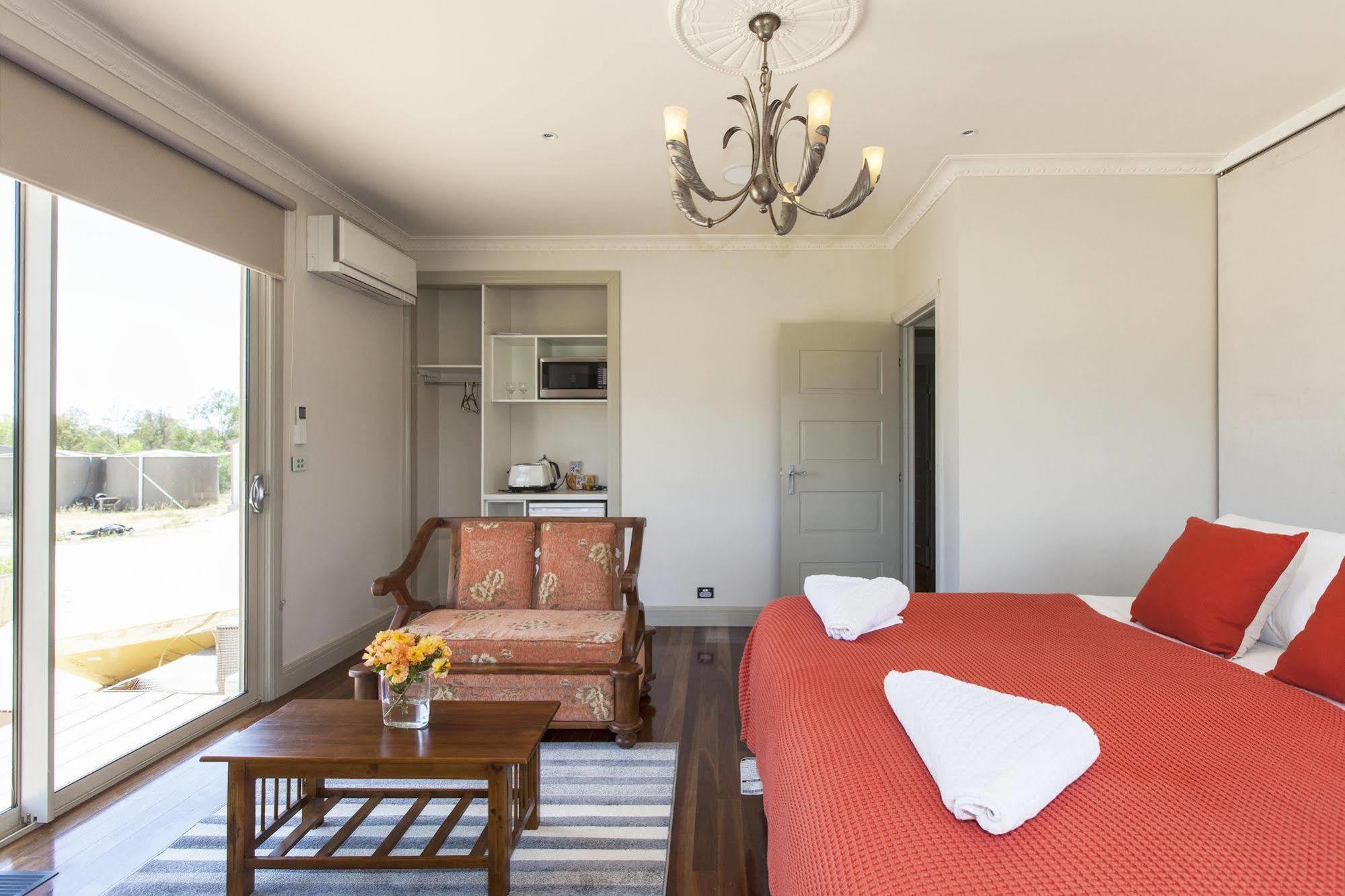 Aurora Cottages Bush Retreat Pomonal Екстер'єр фото